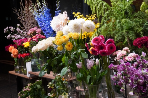 花束大量制作の補助