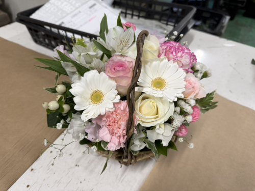 フラワーアレンジメント、束作成