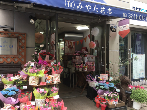 スタンド花納品及び撤収